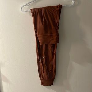 Lululemon Dance Studio Mid-Rise Jogger SZ 0